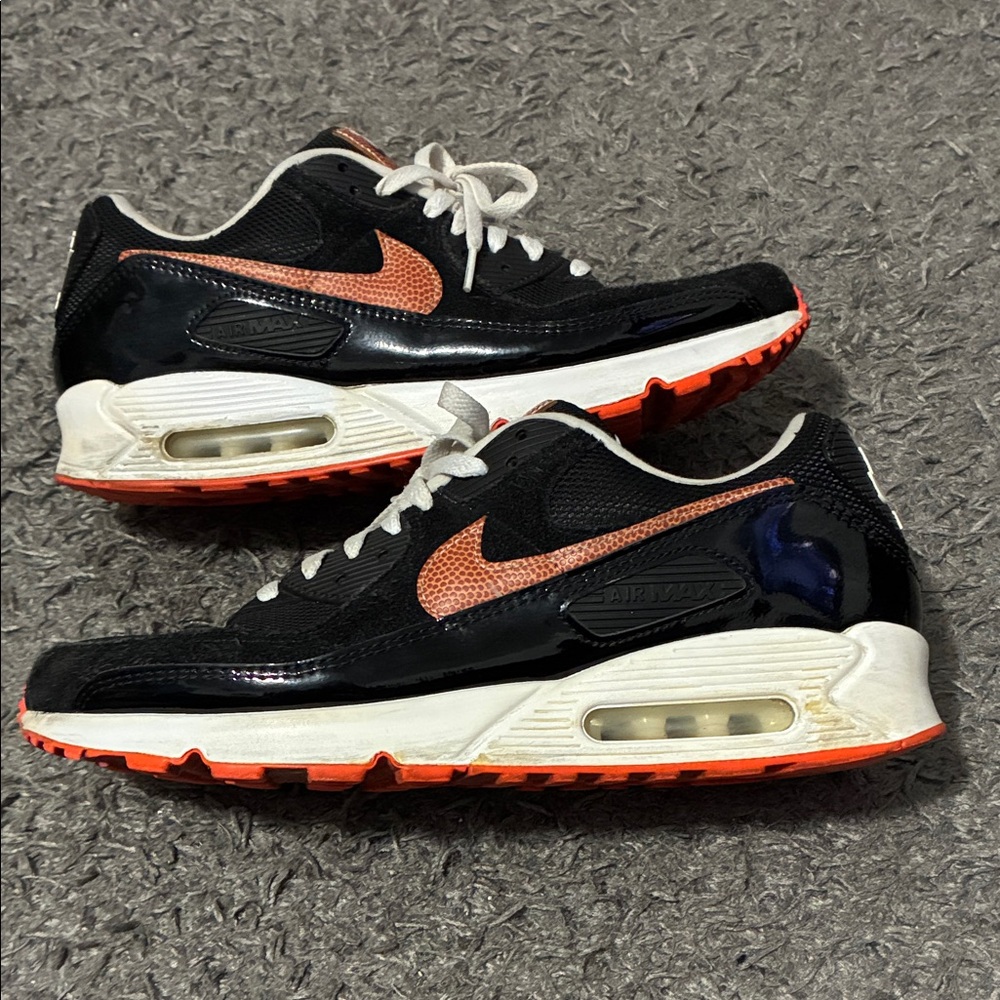Nike air max 90 football swoosh